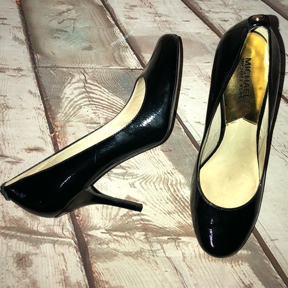 Michael Kors Shoes - Michael Kors Black Patent Classic Pumps Shoes